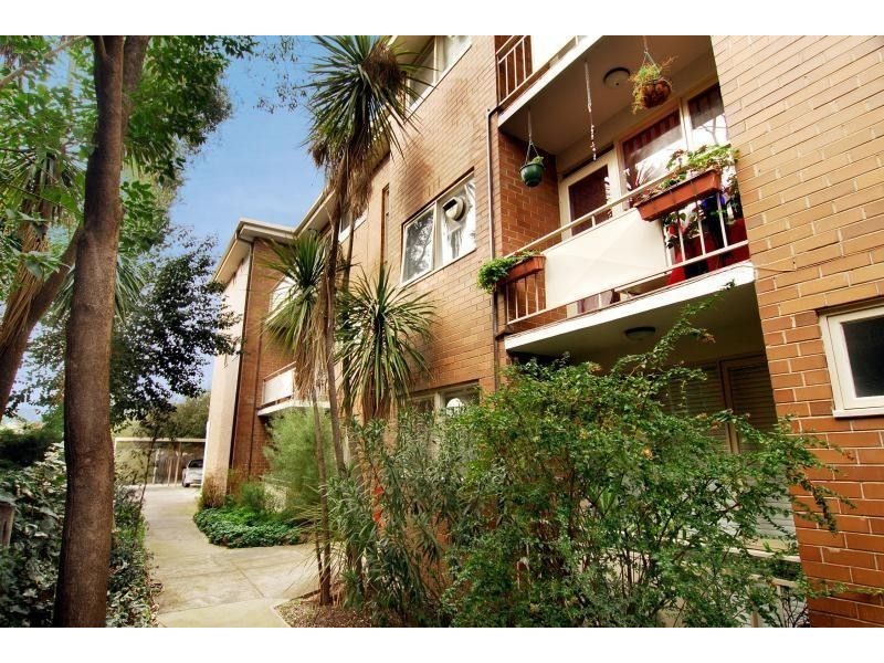 1/66 Edgar Street North, Glen Iris VIC 3146