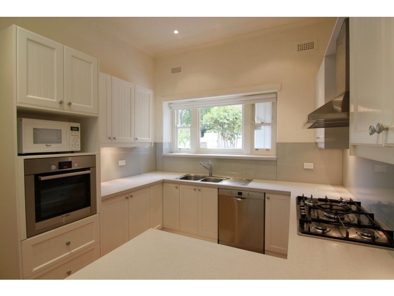 77 High Street, Glen Iris VIC 3146