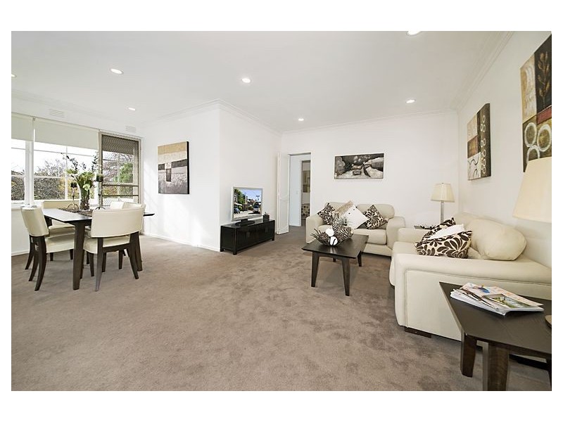10/2-4 Baker Street, Malvern East VIC 3145