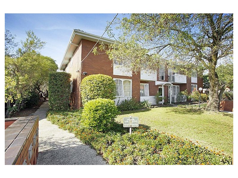 10/2-4 Baker Street, Malvern East VIC 3145
