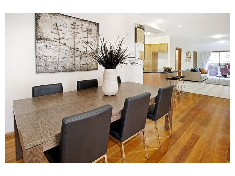 2/10 Pine Street, Hawthorn VIC 3122