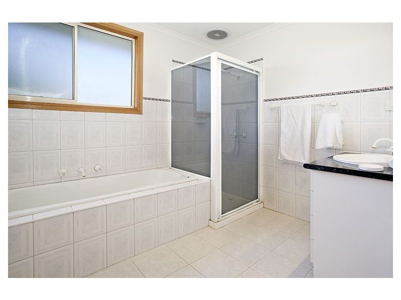 2/10 Pine Street, Hawthorn VIC 3122