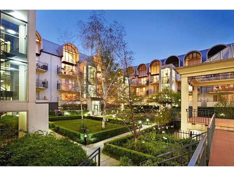 32/108 Greville Street, Prahran VIC 3181