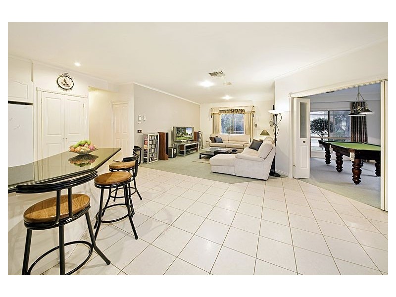 3 Malmsbury Drive, Ashwood VIC 3147