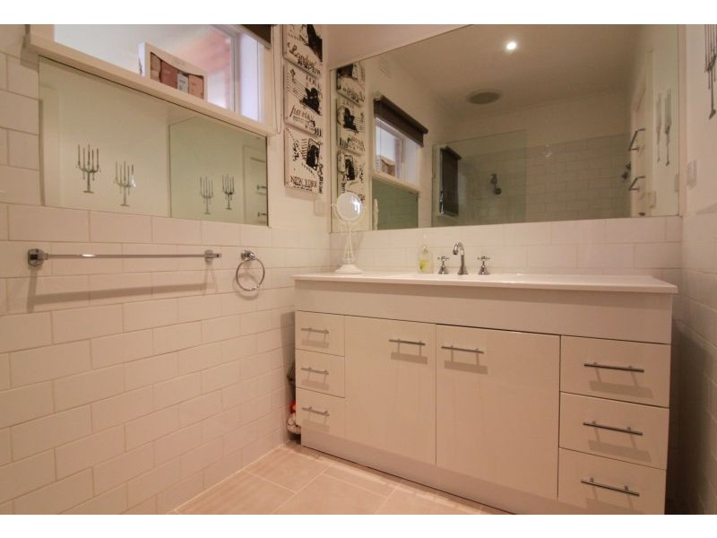 3/60 Iris Road, Glen Iris VIC 3146