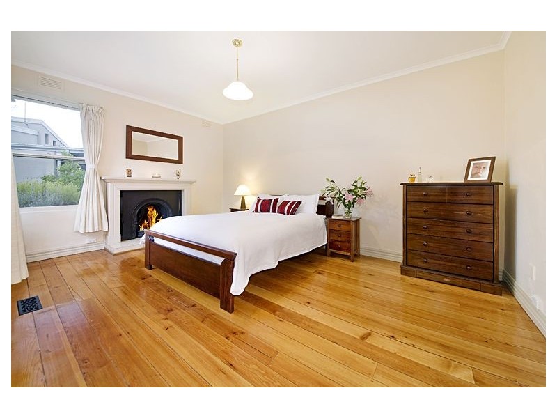 12 Sunderland Avenue, Ashburton VIC 3147