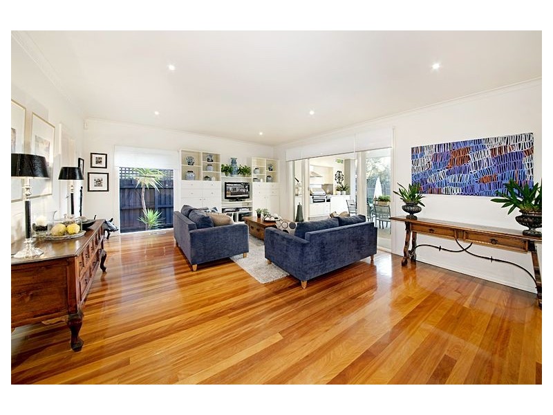 1 Maxwell Street, Ashburton VIC 3147