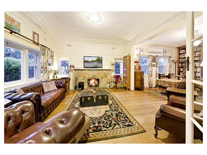 1025 Riversdale Road, Surrey Hills VIC 3127