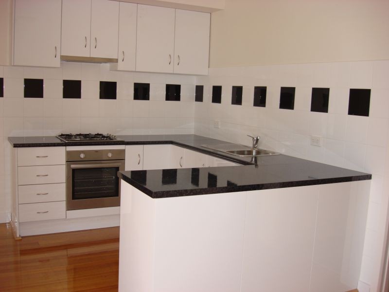 1/6 Yeovil Rd, Glen Iris VIC 3146