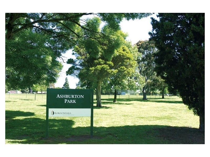 10 Wilgra Avenue, Ashburton VIC 3147