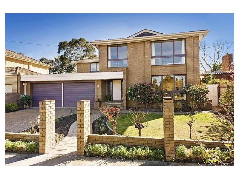 5 Llanos Avenue, Malvern East VIC 3145