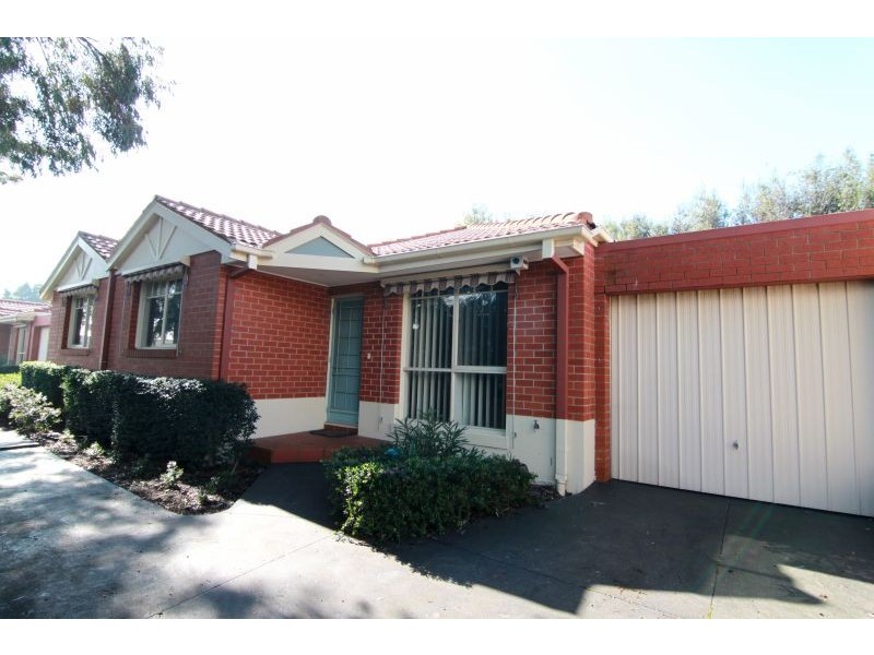 2/8 Rosella Street, Murrumbeena VIC 3163