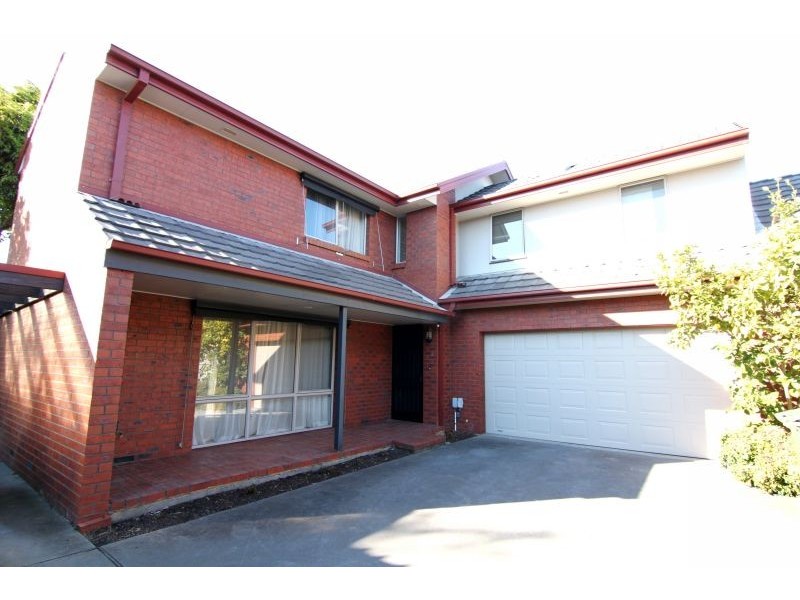 2/14 Durward Rd, Malvern East VIC 3145