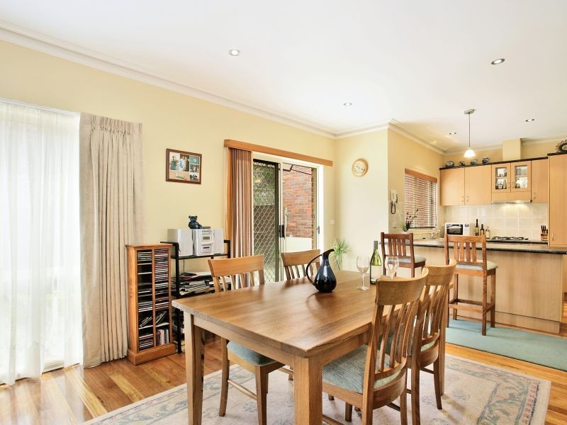 2/31 Ashburn Grove, Ashburton VIC 3147