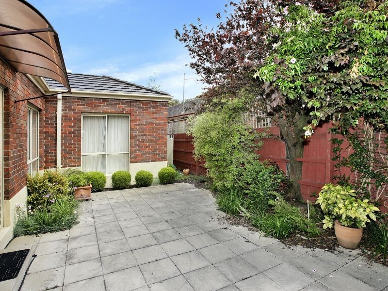 2/31 Ashburn Grove, Ashburton VIC 3147