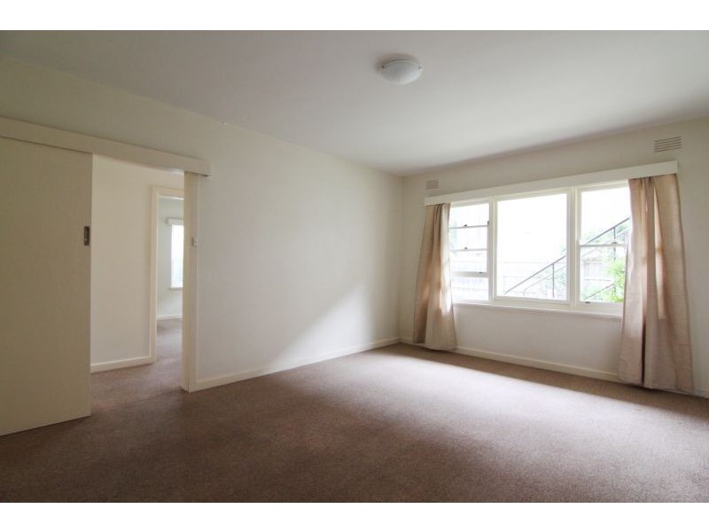 1/3 Bent Street, Malvern East VIC 3145