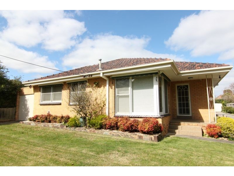 1/2 Maverston Street, Glen Iris VIC 3146