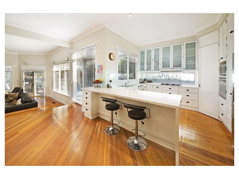 10 Webb Street, Glen Iris VIC 3146