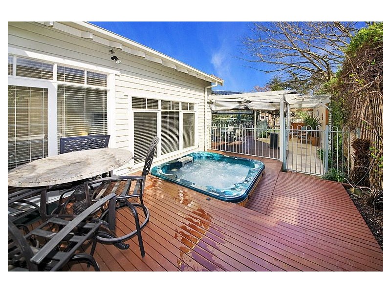 10 Webb Street, Glen Iris VIC 3146