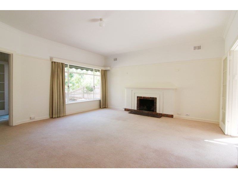 3 Karnak Road, Ashburton VIC 3147