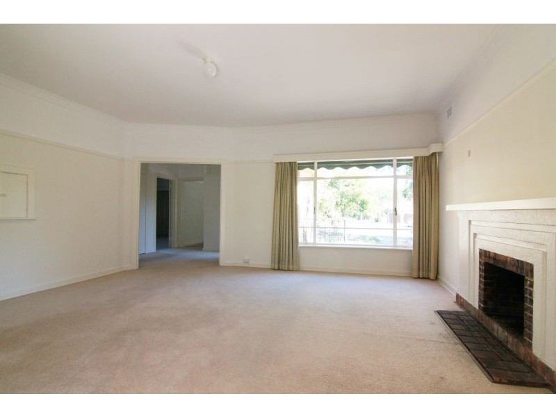 3 Karnak Road, Ashburton VIC 3147