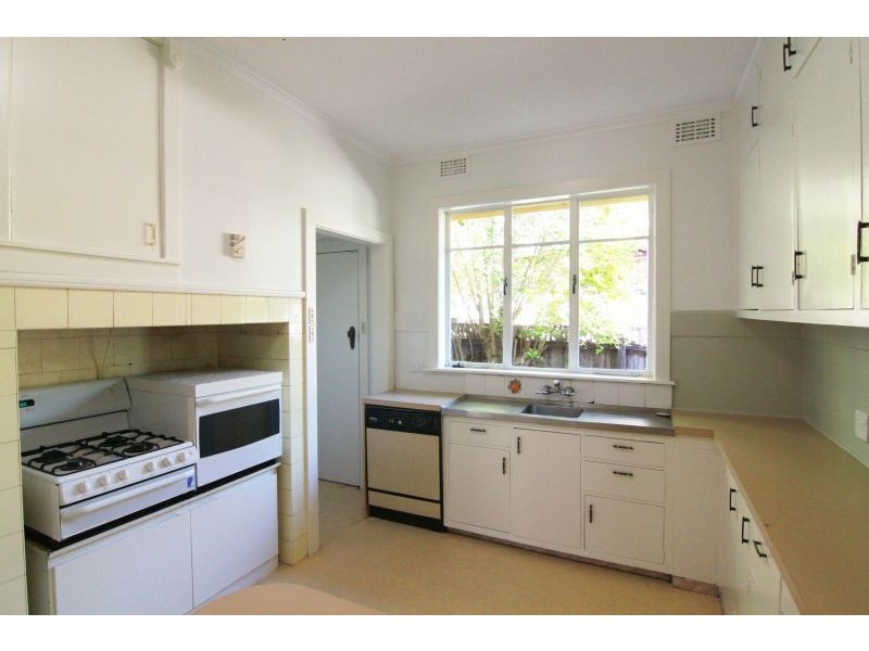3 Karnak Road, Ashburton VIC 3147