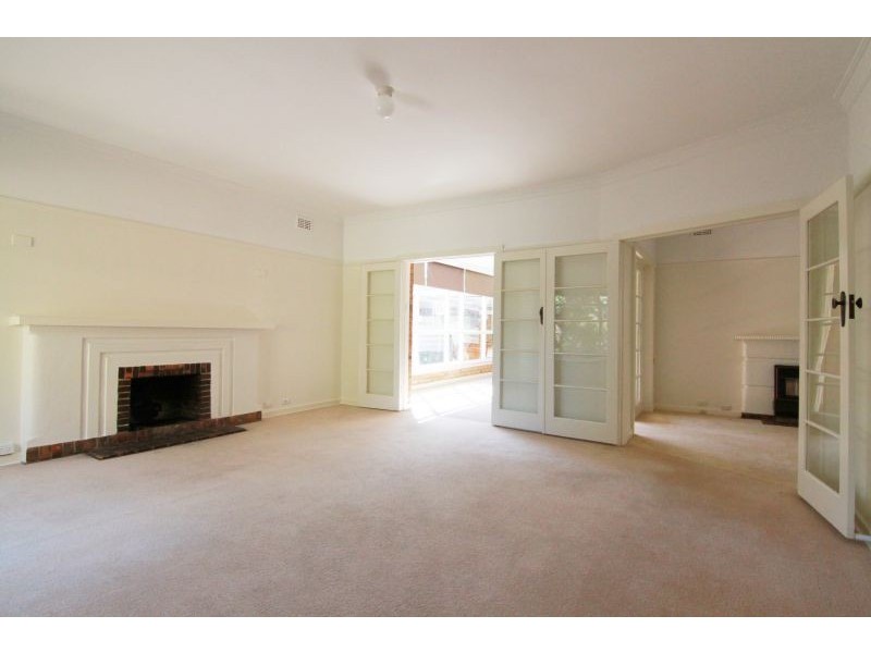 3 Karnak Road, Ashburton VIC 3147