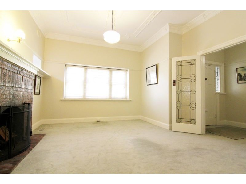 30 Highgate Grove, Ashburton VIC 3147