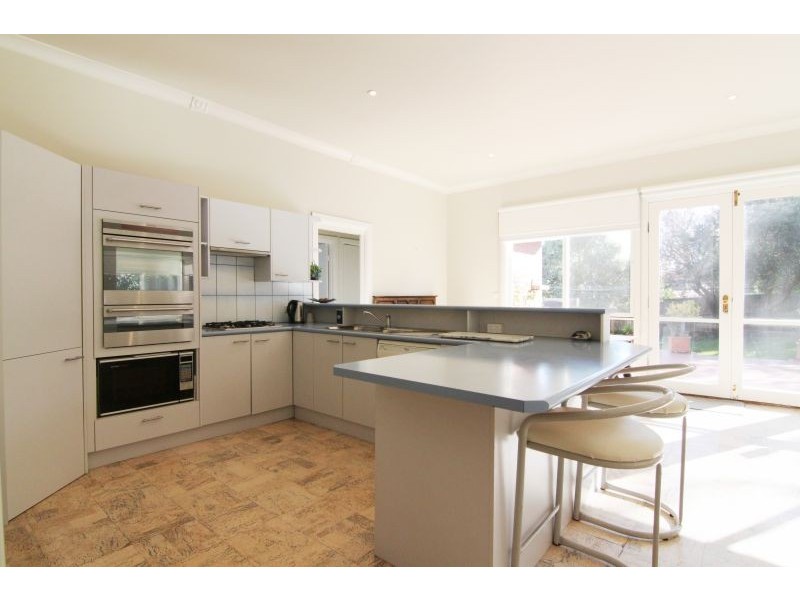 30 Highgate Grove, Ashburton VIC 3147