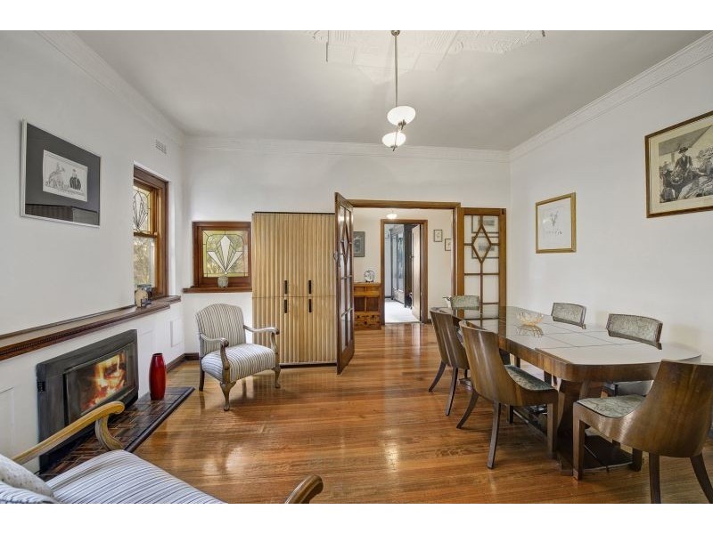 26 Essex Street, Glen Iris VIC 3146