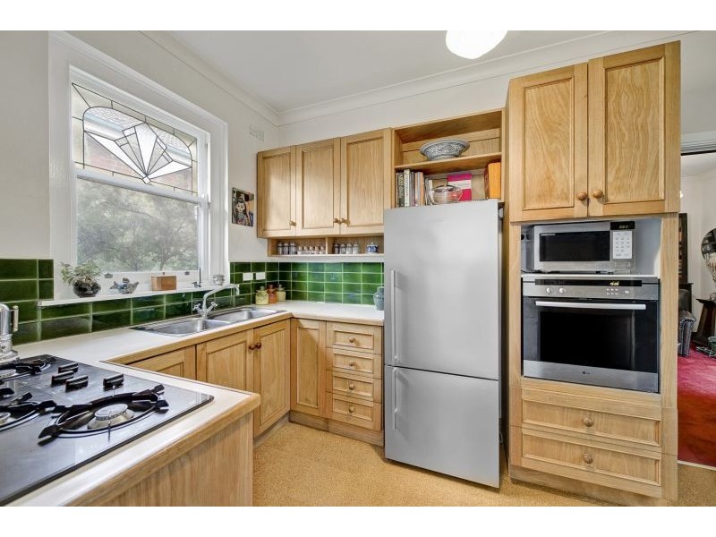 26 Essex Street, Glen Iris VIC 3146