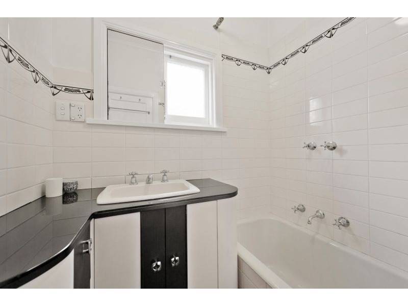 26 Essex Street, Glen Iris VIC 3146