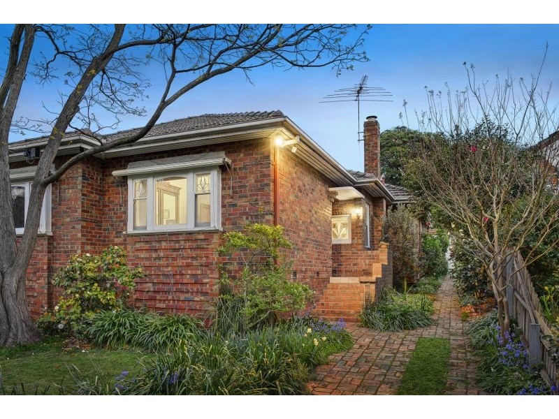 26 Essex Street, Glen Iris VIC 3146