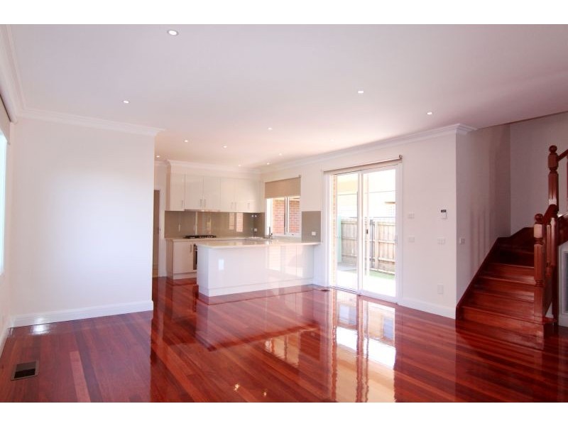 1/9 Bletchley Road, Hughesdale VIC 3166