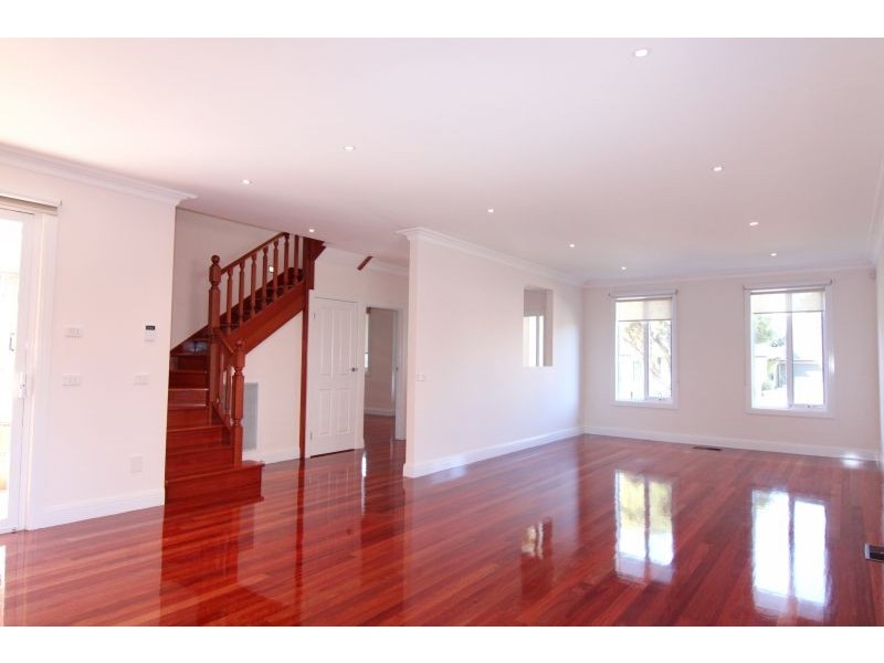 1/9 Bletchley Road, Hughesdale VIC 3166