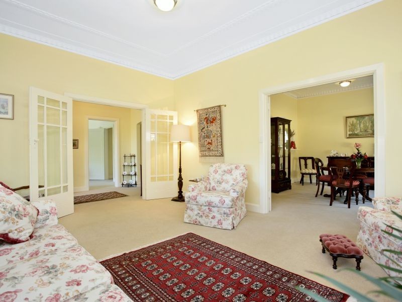 27 Munro Avenue, Ashburton VIC 3147