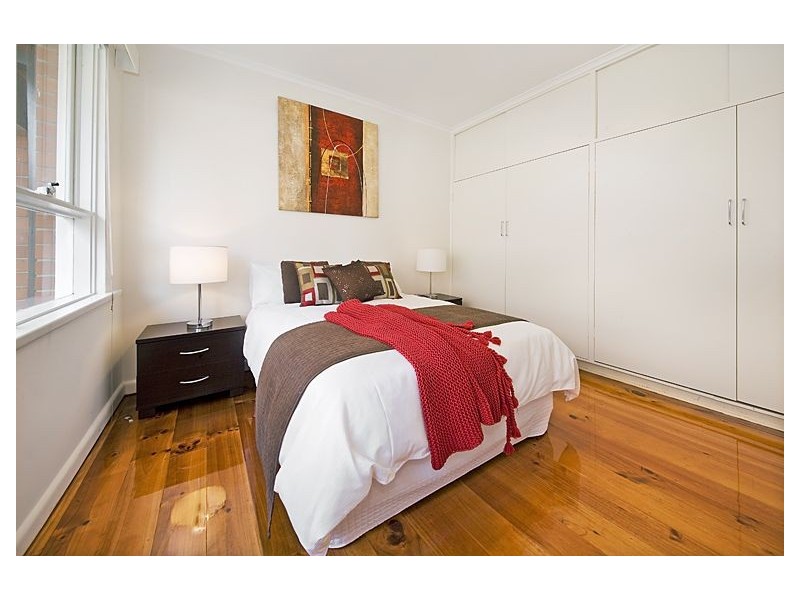 4/2 Belmont Avenue, Glen Iris VIC 3146