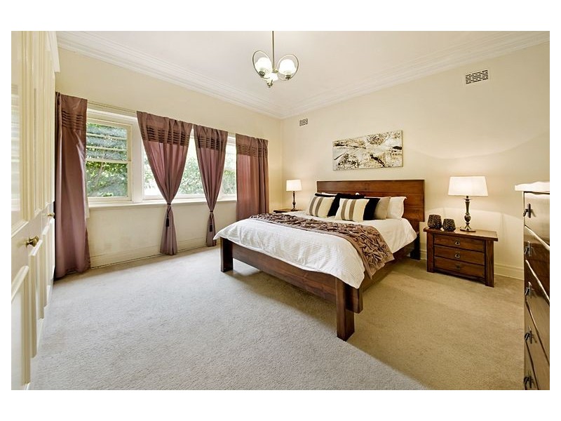 42 Celia Street, Glen Iris VIC 3146