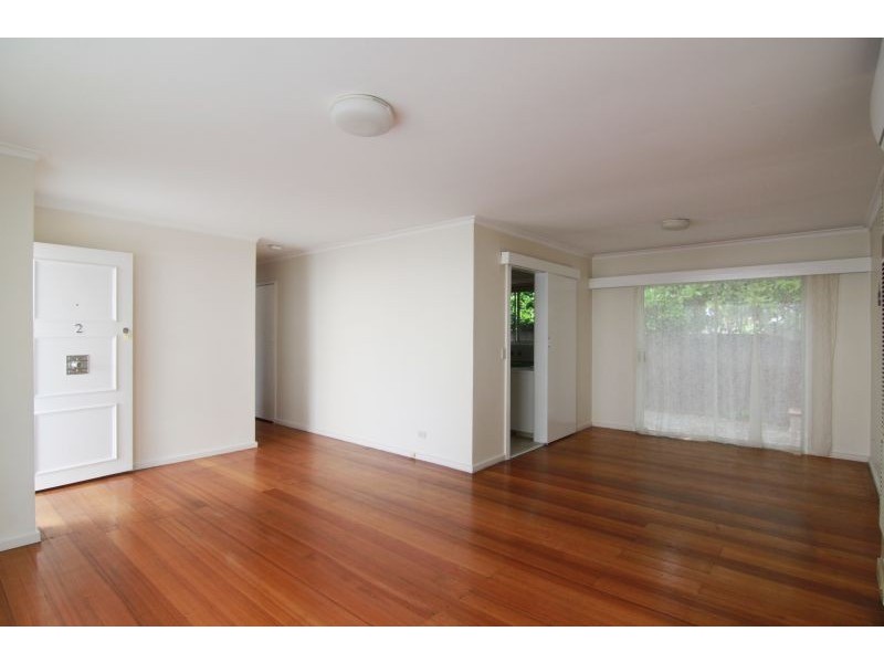 2/7 Lewes Drive, Malvern East VIC 3145