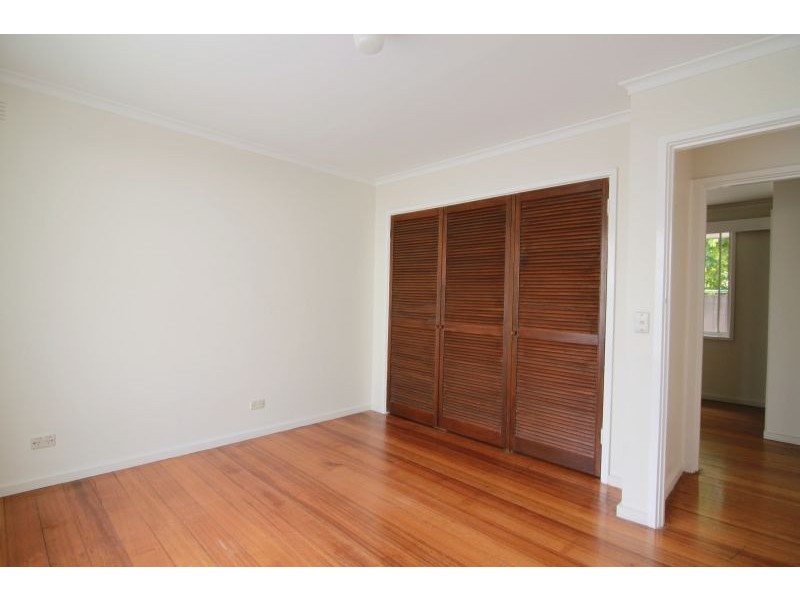 2/7 Lewes Drive, Malvern East VIC 3145