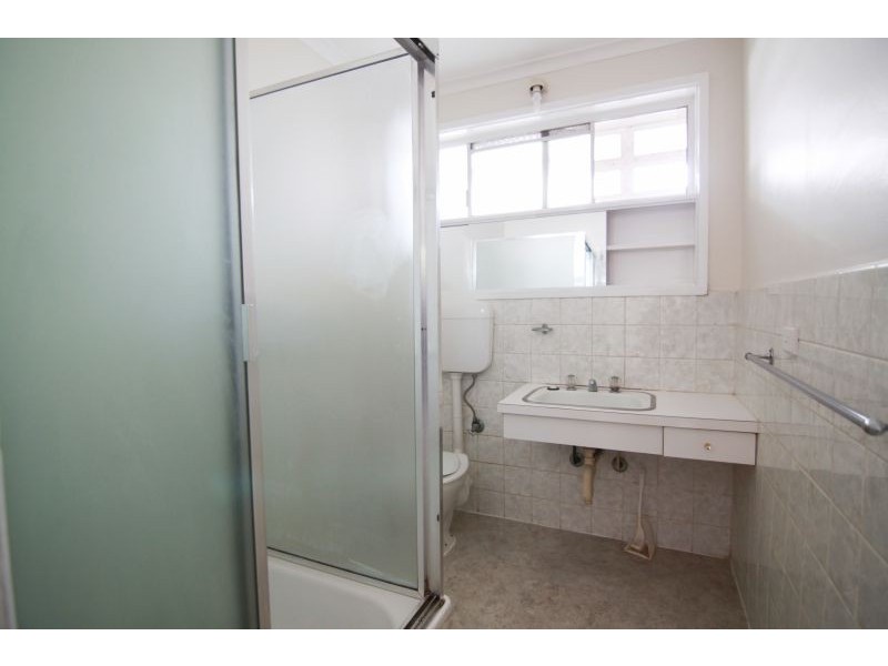 2/7 Lewes Drive, Malvern East VIC 3145