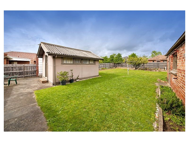 36 Fakenham Road, Ashburton VIC 3147