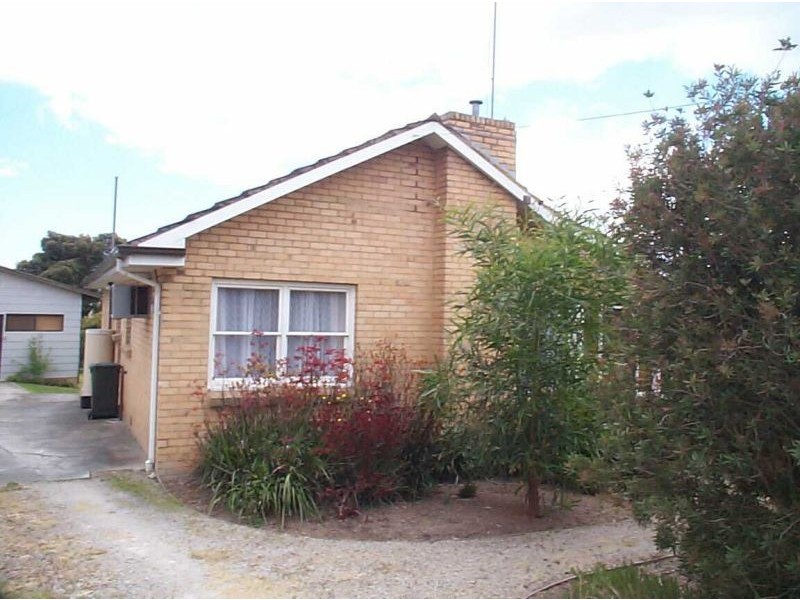 1 Everest Court, Burwood VIC 3125