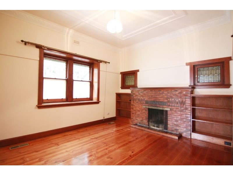 3 Mont Iris Avenue, Glen Iris VIC 3146