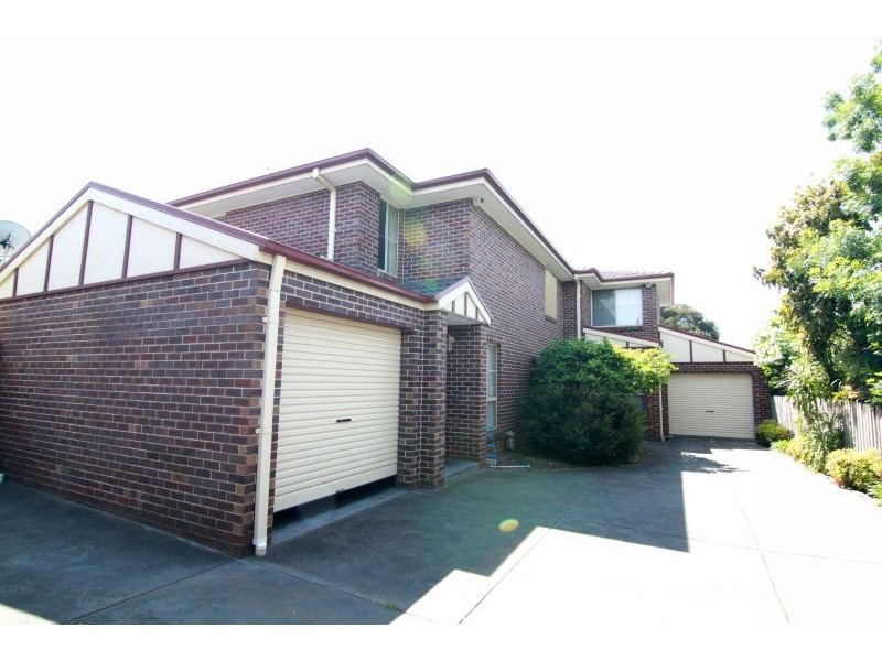 2/4 Prince Street, Clayton VIC 3168