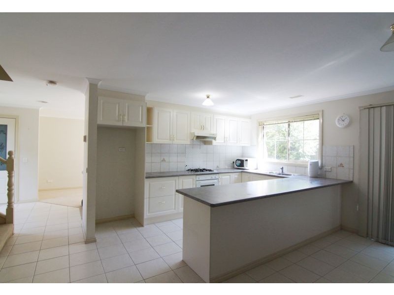 2/4 Prince Street, Clayton VIC 3168
