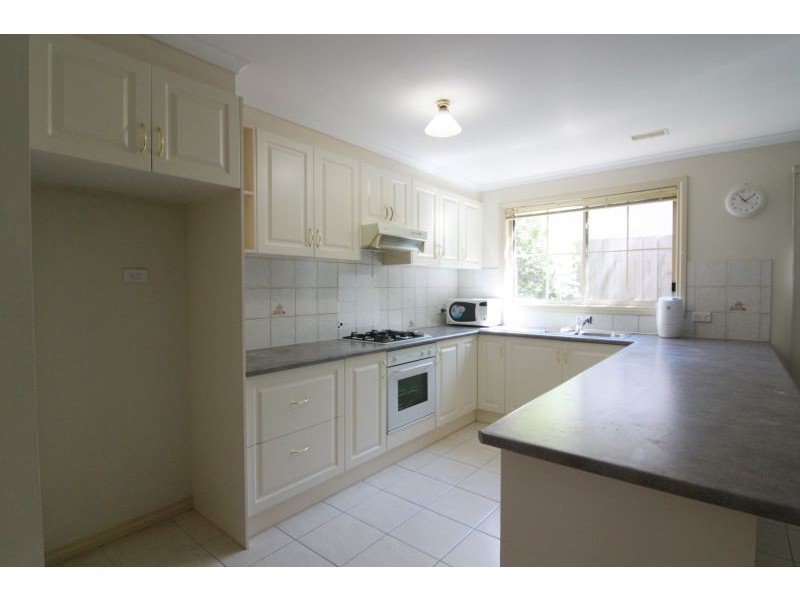 2/4 Prince Street, Clayton VIC 3168