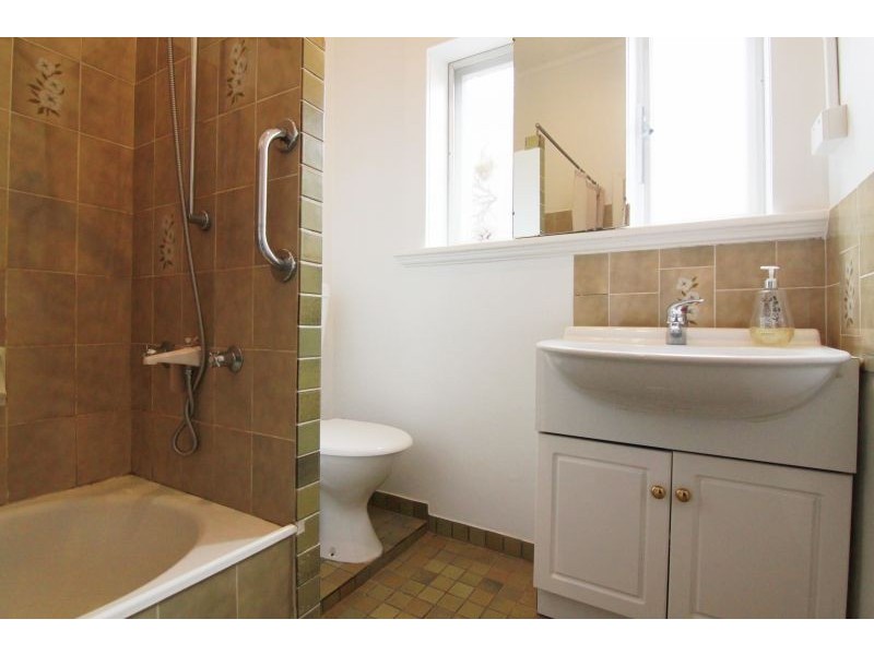 1687 Malvern Road, Glen Iris VIC 3146