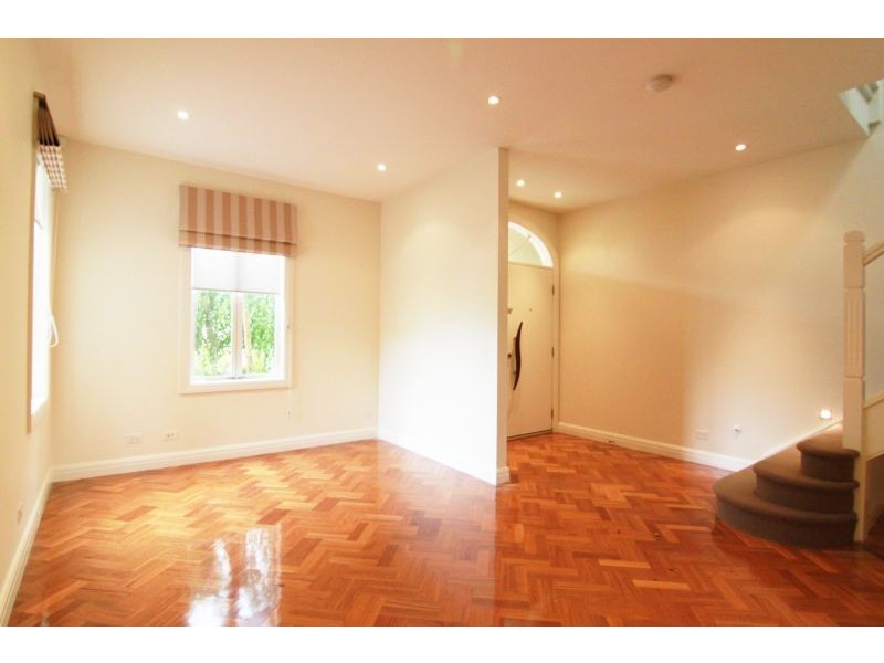2/1711-1713 Malvern Road, Glen Iris VIC 3146