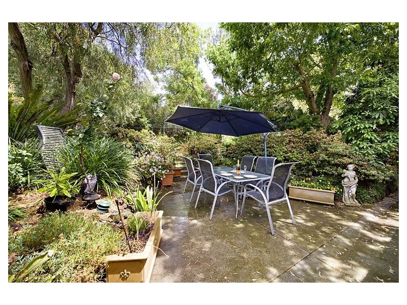 32 Hyslop Parade, Malvern East VIC 3145